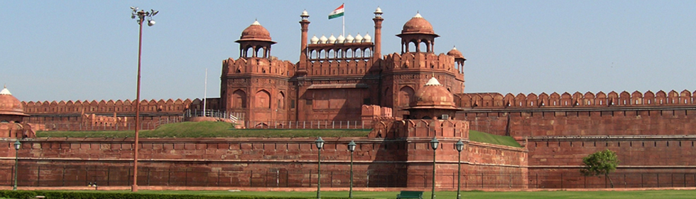 Red Fort , Delhi - 24 X 7 Helpline    :
  +91 - 97 20 636363